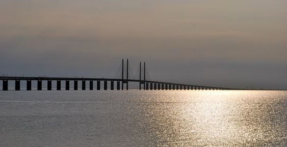 800px-Øresund_Bridge_-_Øresund